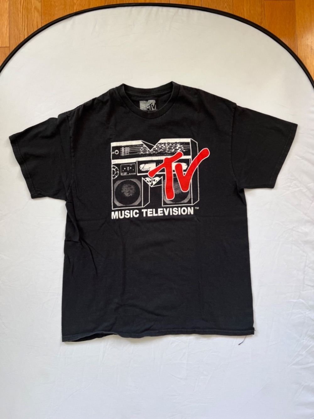 MTV Graphic T-Shirt Size L